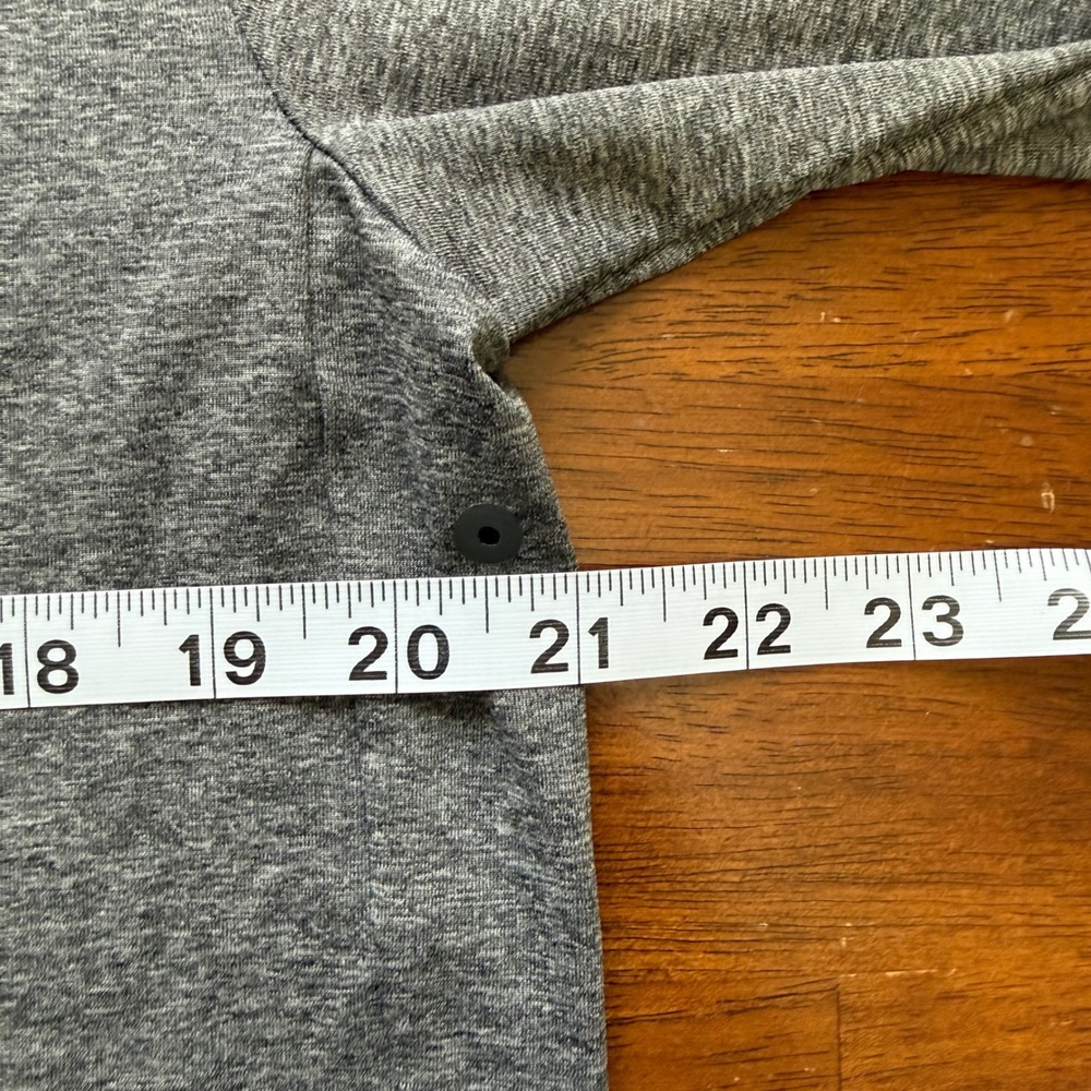 NWT Brady Brand Train LS Tee Mens M Ink Grey Long Sleeve Performance Shirt - Picture 9 of 16